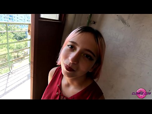❤️ Studente jutekliska sūc svešinieku ārzemēs - sperma uz viņa sejas ️ Domātais porno pie mums